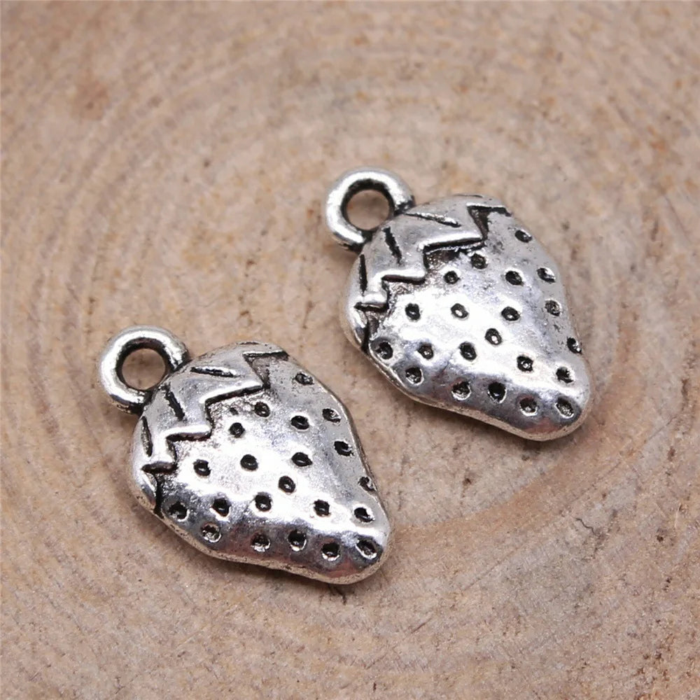 17x10mm 1.7g Antique Silver Zinc Alloy Strawberry Charm Pendant for DIY Bracelet Necklace Making