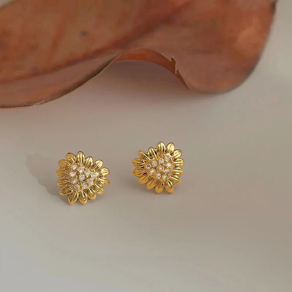 18K Gold Plated Copper Zircon Heart Sunflower Stud Earrings Minimalist Mini Jewelry