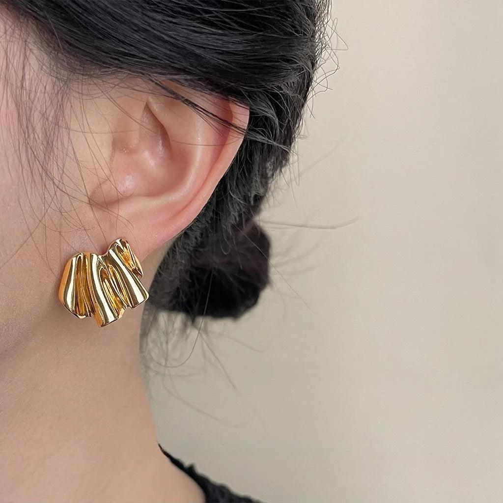 European American Geometric Pleated Copper Drop Earrings With Smooth Metal Finish