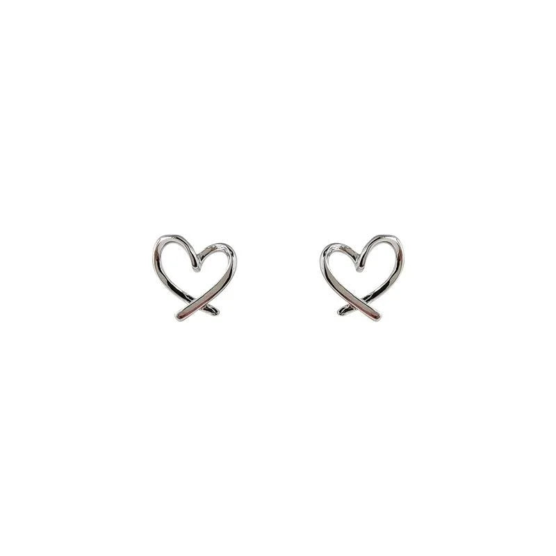 Minimalist 14K Electroplated Copper Geometric Heart Stud Earrings