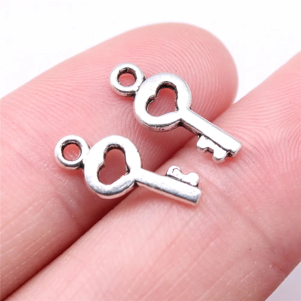 16x7mm 0.4g Multicolor Zinc Alloy Heart Key Charm Pendant for DIY Bracelet Necklace Jewelry Making