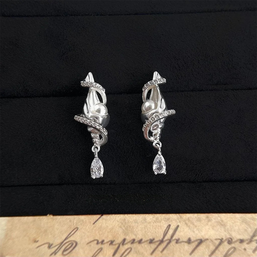 Original Design Niche Vacation Conch Zircon Copper Drop Earrings Sweet Cool Geometric Style
