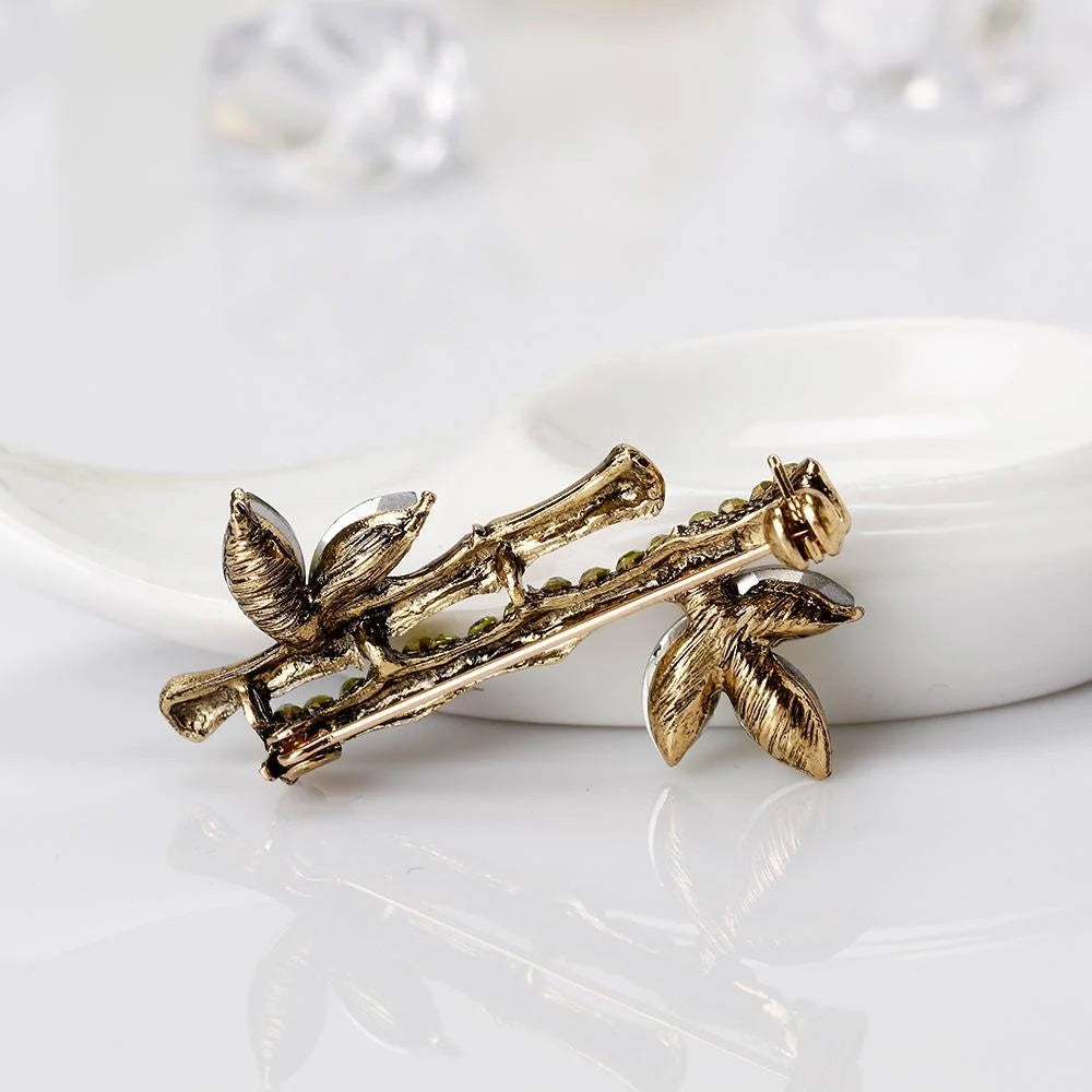 Elegant Bamboo Brooch With Rhinestone Crystal Leaves, Alloy Plant Lapel Pin Corsage Suit Accessory Gift