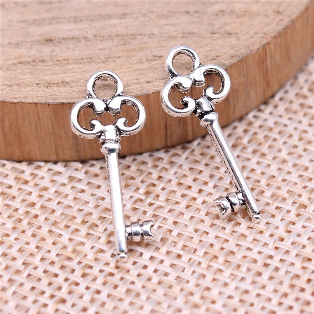 21x9mm 0.5g Antique Silver Zinc Alloy Key Charm Pendant for DIY Bracelet Necklace Jewelry Making