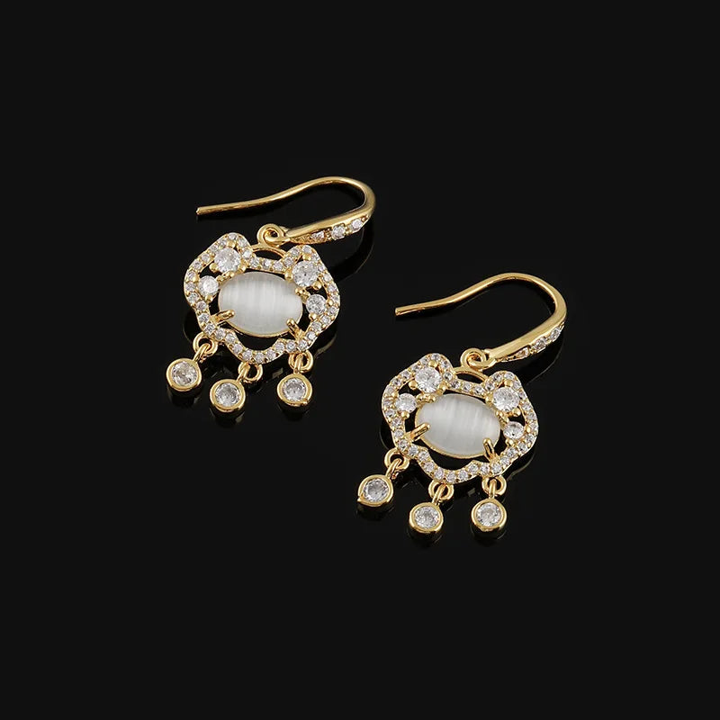 Elegant Chinese Ruyi Peace Lock Spiral Disc Alloy Zircon Dangle Stud & Clip On No Piercing Earrings
