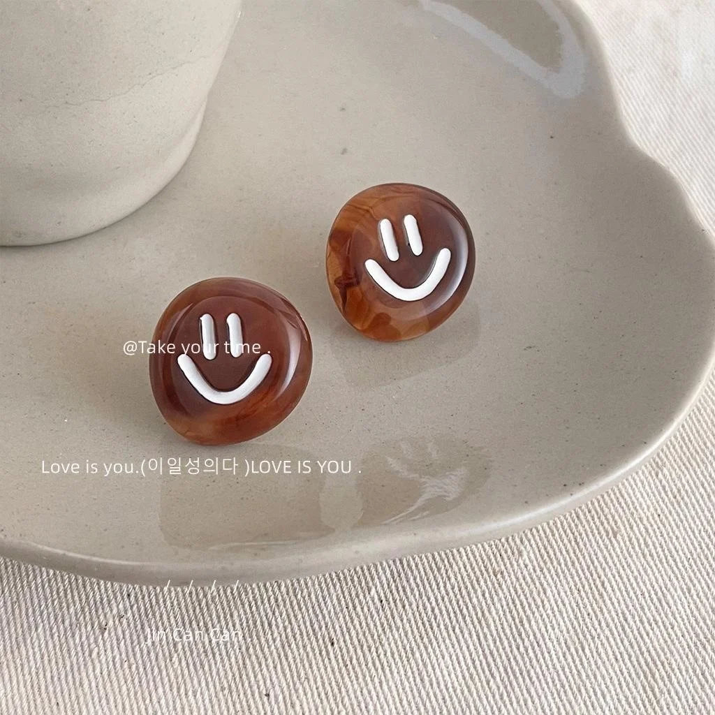 Maillard Style Brown Acrylic Smiley Round Stud Earrings For Women, Korean Autumn Winter Jewelry