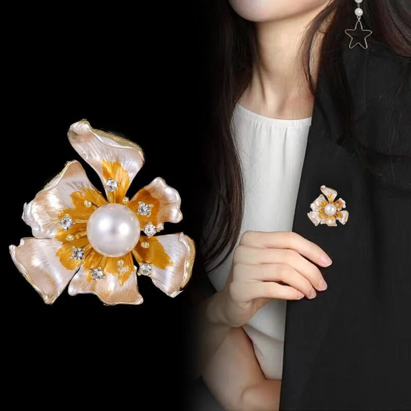 Elegant Enamel Flower Brooch With Pearl Center And Rhinestone Accents, Gold Alloy Lapel Pin Gift