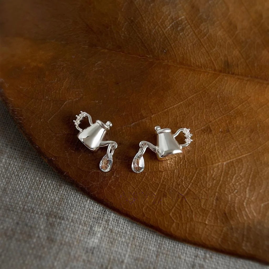 Style Eco-Friendly Copper Silver Plated Pin Watering Can Water Drop Stud Earrings