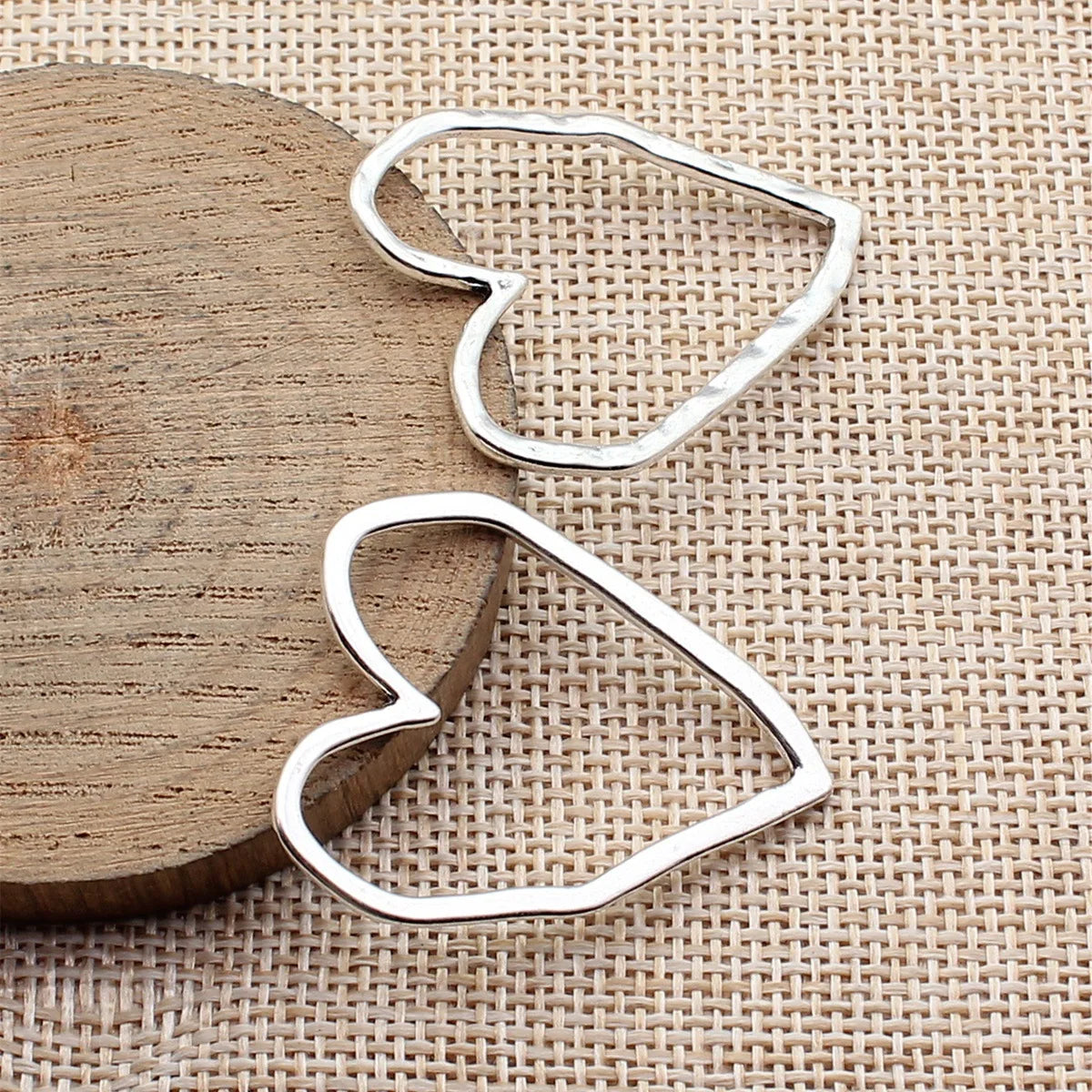 39x31mm 2.5g Multicolor Zinc Alloy Hollow Heart Charm Pendant for DIY Necklace Jewelry Making