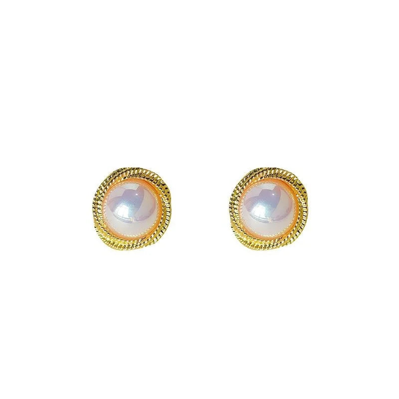 French Elegant Hepburn Style Copper Wrapped Pearl Round Stud Earrings For Women