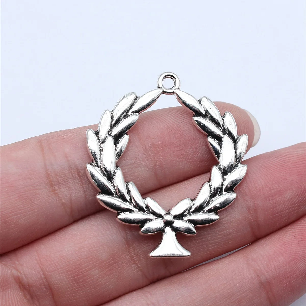 38x38mm 4.9g Antique Silver Zinc Alloy Olive Branch Charm Pendant for DIY Necklace Bracelet Making