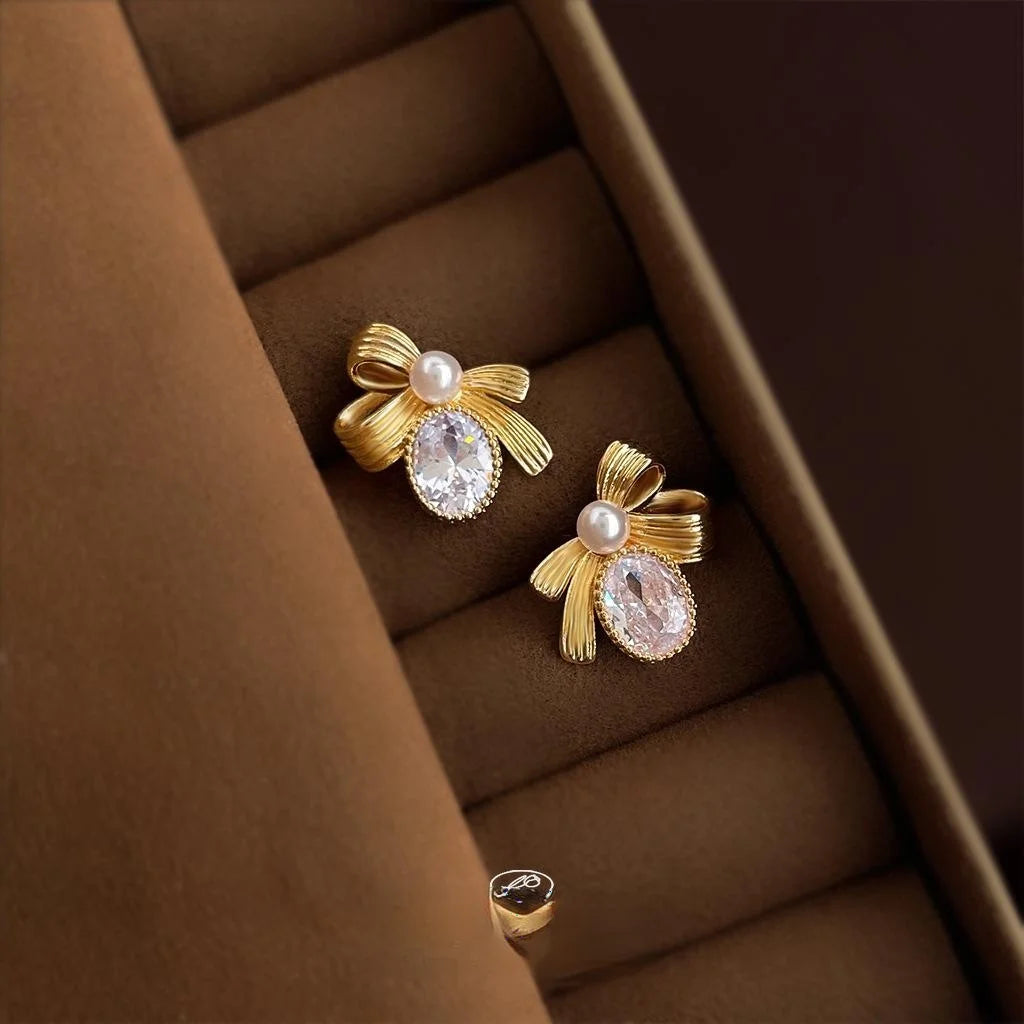 Luxury Bowknot Geometric Zircon Silver Plated Copper Pearl Stud Earrings for Women