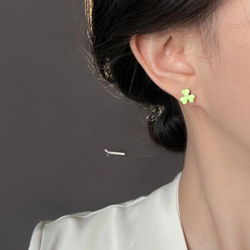 Fresh Green Flower Leaf Enamel Copper Stud Earrings For Women Forest Style Mini Floral Jewelry