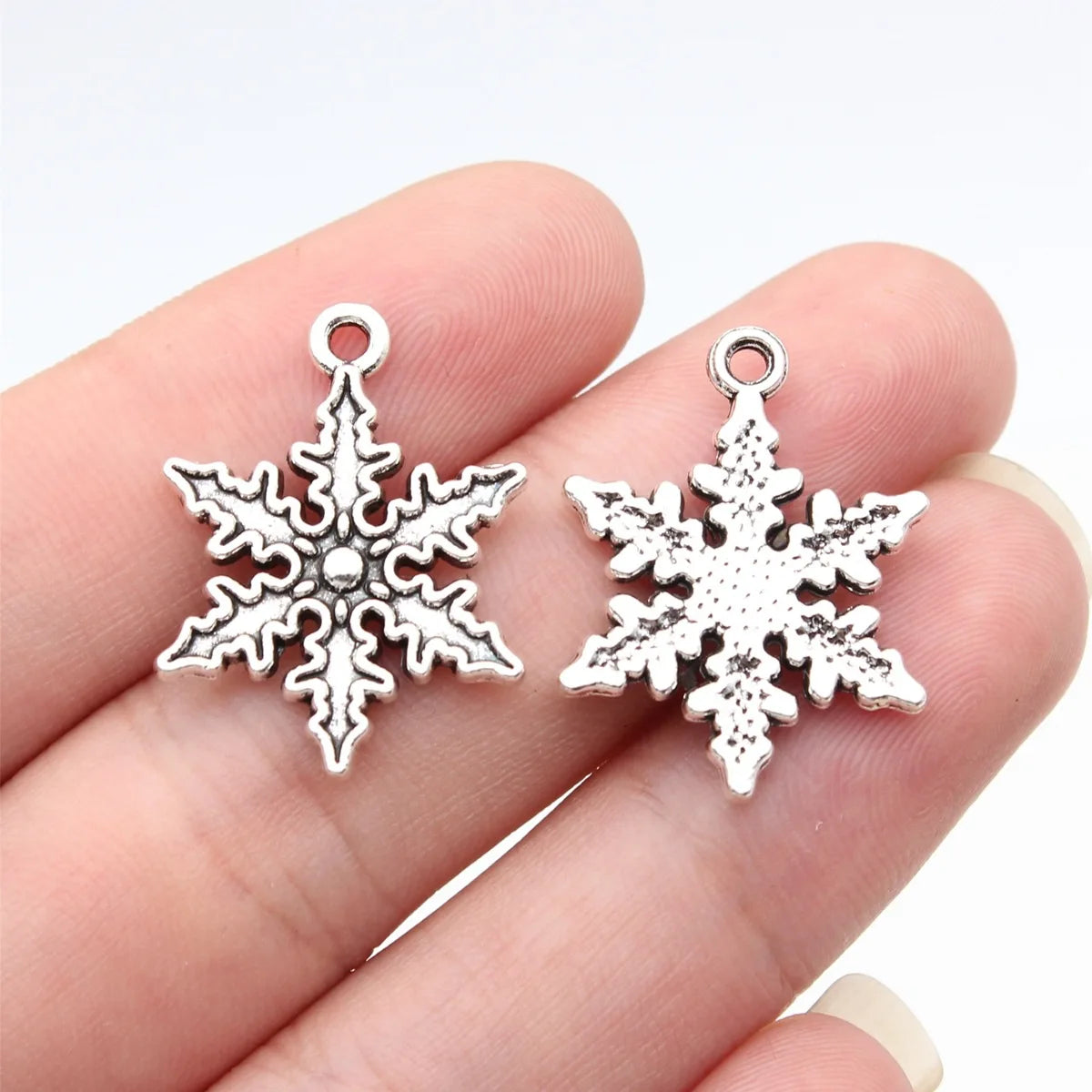 25x19mm 2.3g Antique Silver Zinc Alloy Snowflake Charm Pendant for DIY Winter Jewelry Making