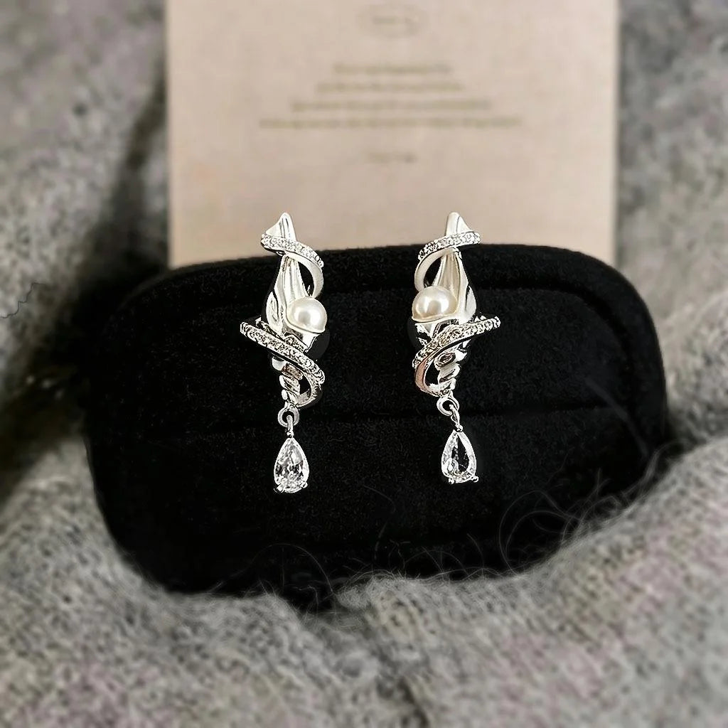 Original Design Niche Vacation Conch Zircon Copper Drop Earrings Sweet Cool Geometric Style
