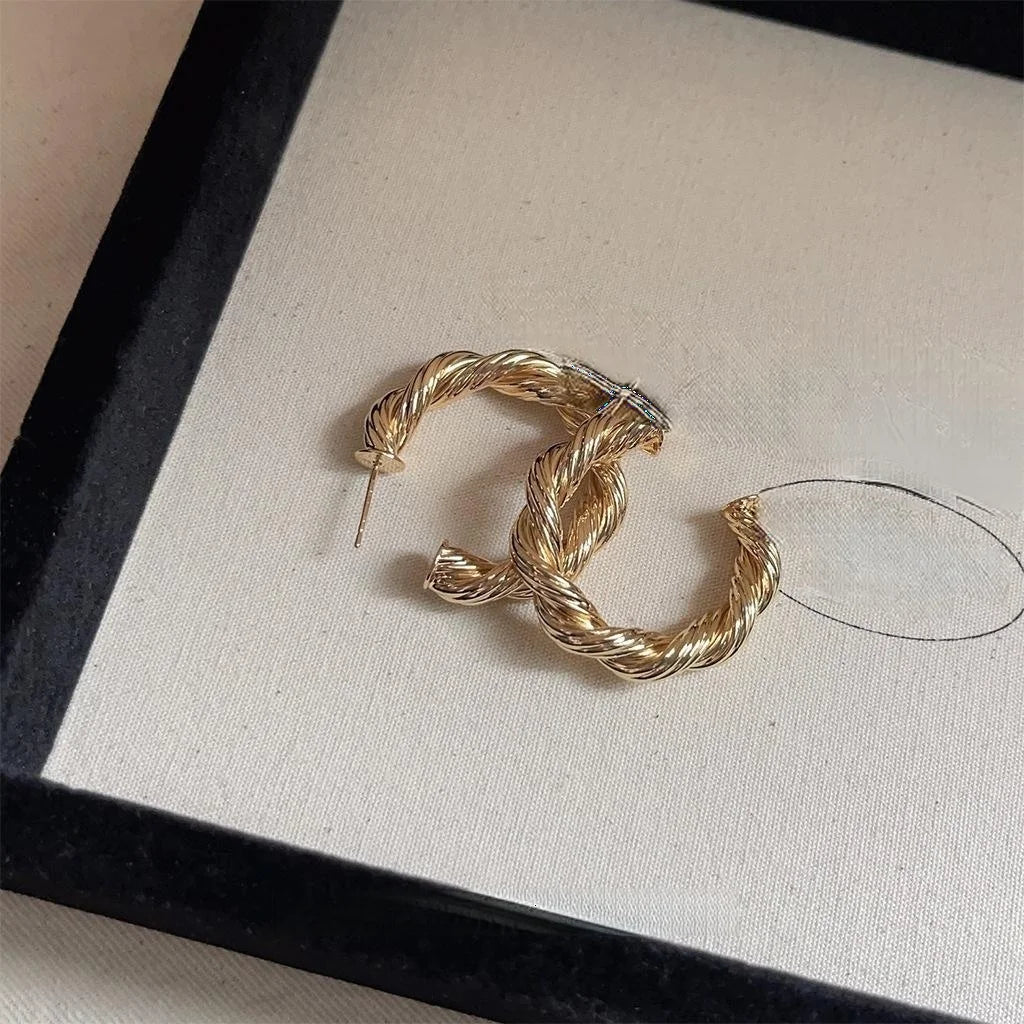 Premium Silver Plated Copper Heart Hoop Line Geometric Stud Earrings For Women