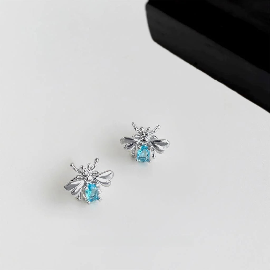 Fresh Style Micro Pave Zircon Bee Stud Earrings Copper Insect Design Silver Plated Pins