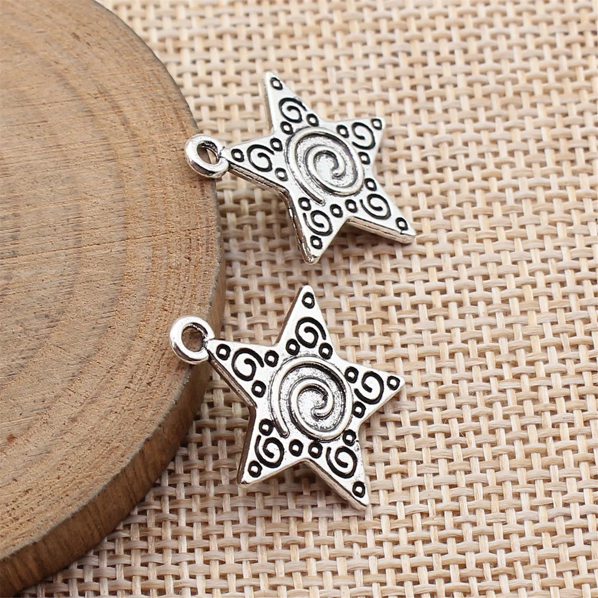 22x19mm 1.7g Antique Silver Zinc Alloy Swirl Star Charm Pendant for DIY Necklace Jewelry Making