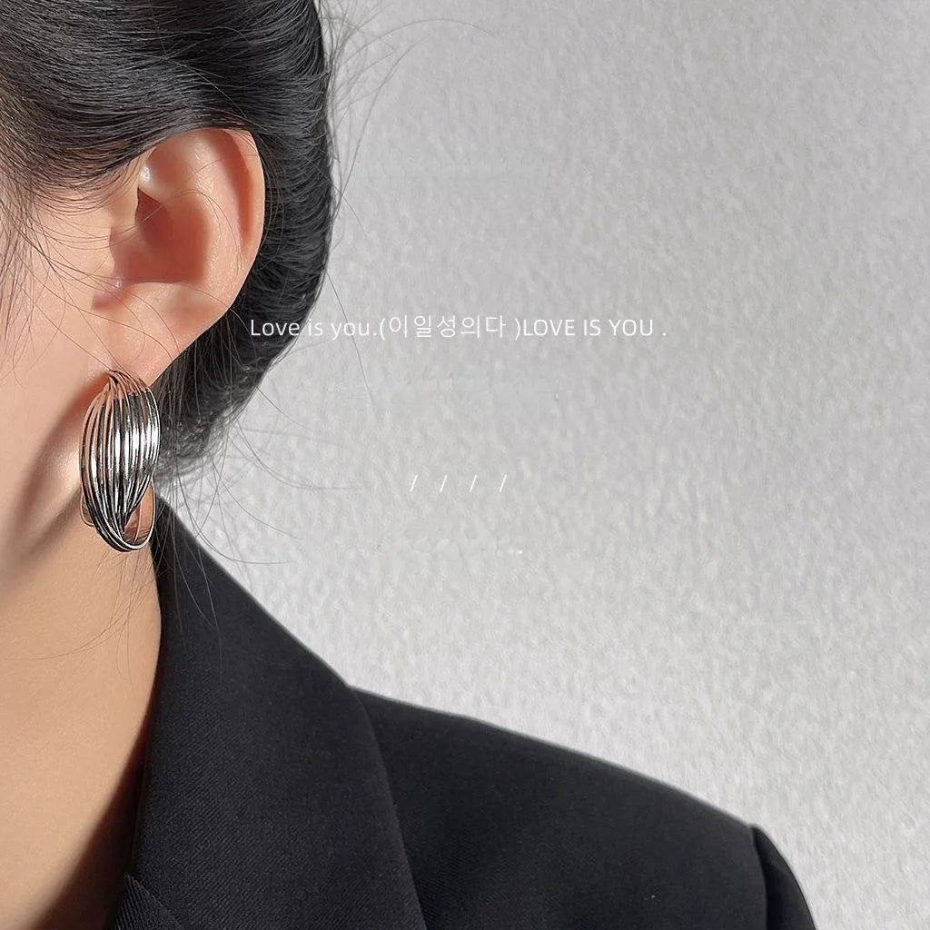Sweet Cool Round Geometric Metal Stud Earrings With Silver Plated Pins For Women