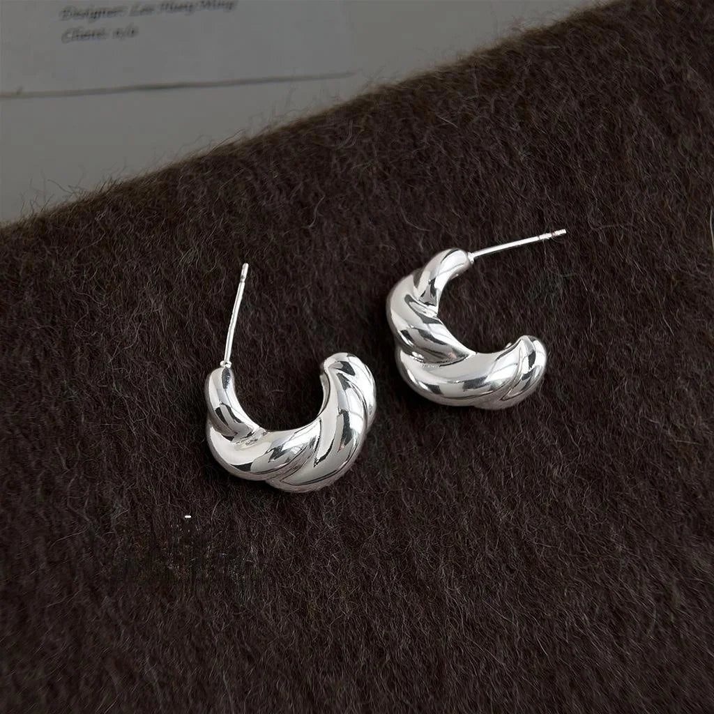 Silver Tone Twisted C Shaped Hoop Earrings Minimalist Geometric Fashion Jewelry