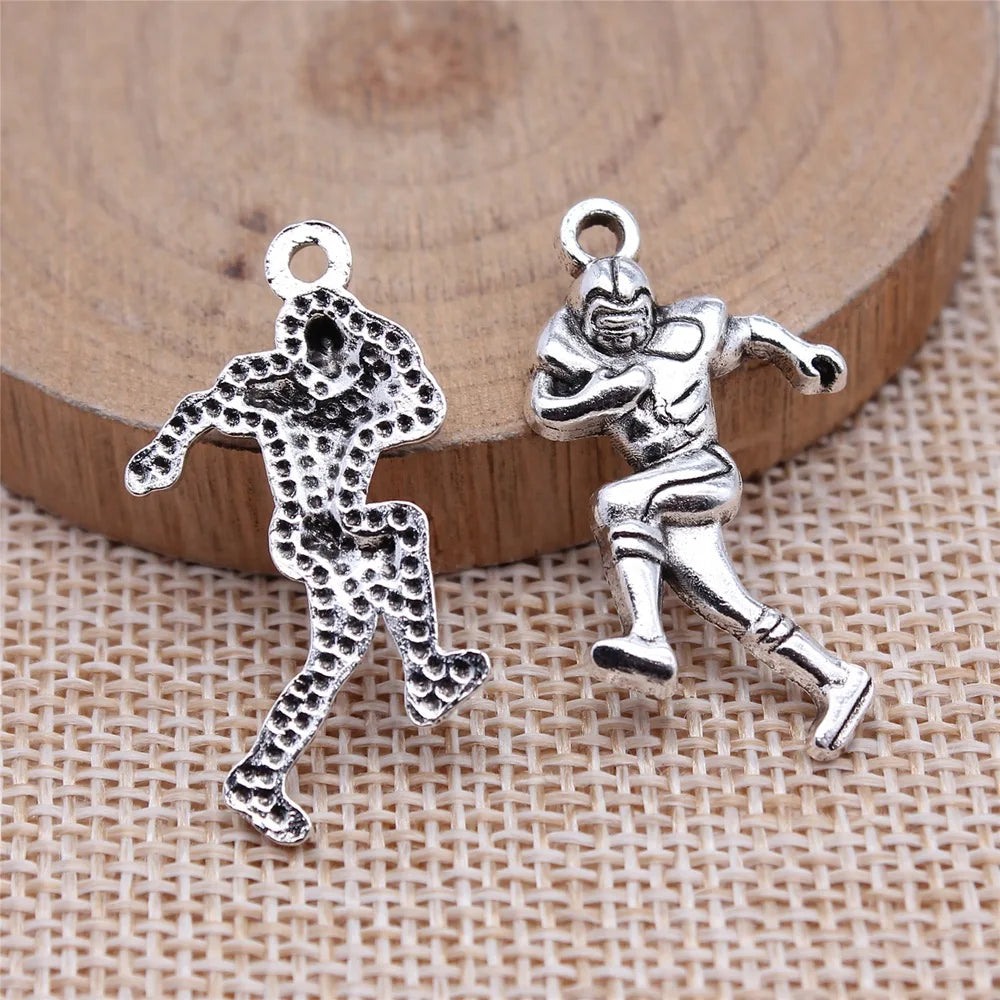 32x22mm 2.3g Antique Silver Zinc Alloy Football Player Charm Pendant for Sports DIY Jewelry Making