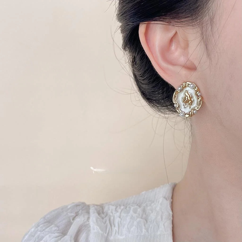 French Vintage Irregular Enamel Beauty Portrait Copper Pearl Stud Earrings For Women