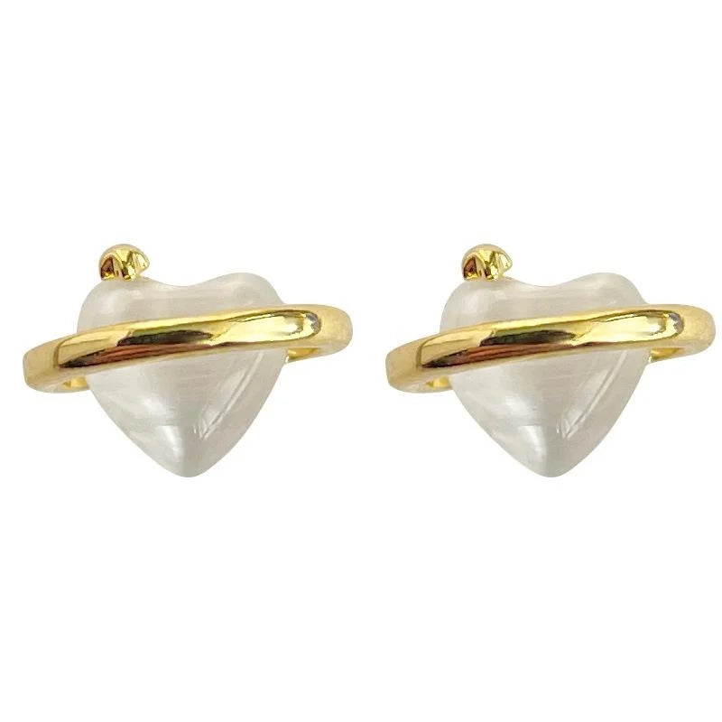 Minimalist Glass Cat Eye Heart Stud Earrings With Copper Base