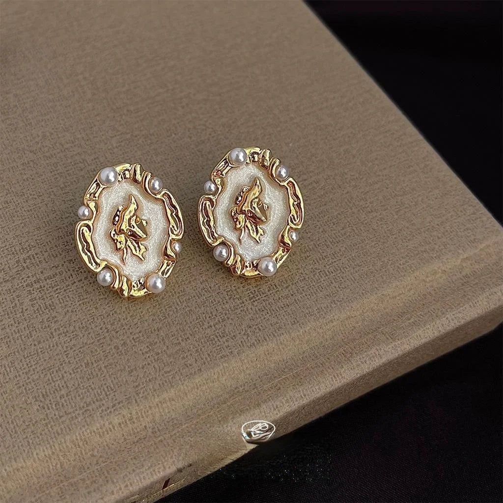 French Vintage Irregular Enamel Beauty Portrait Copper Pearl Stud Earrings For Women