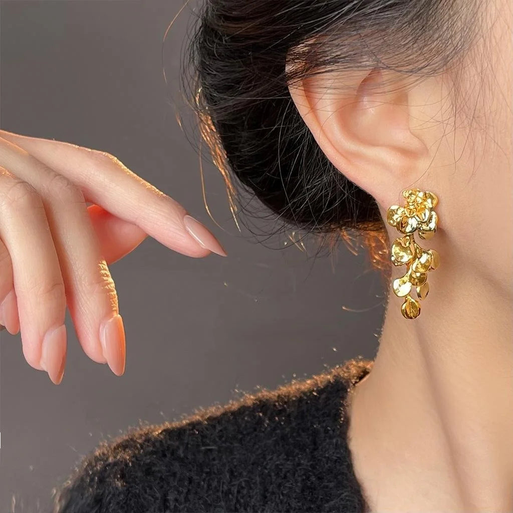 Light Luxury Gold Metal Flower Leaf Long Tassel Drop Earrings Vacation Statement Jewelry