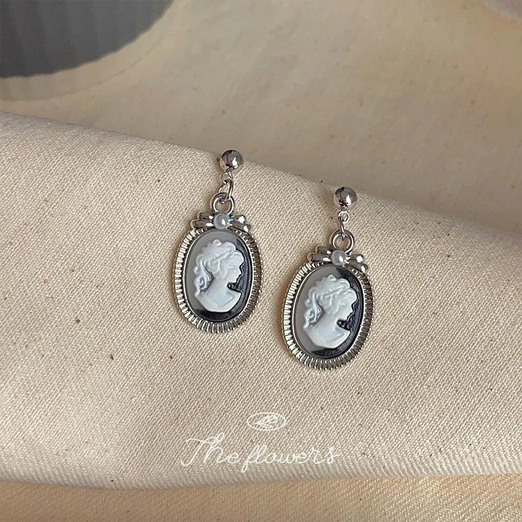 French Vintage Copper Oval Portrait Bow Relief Stud Earrings Elegant Palace Style Jewelry