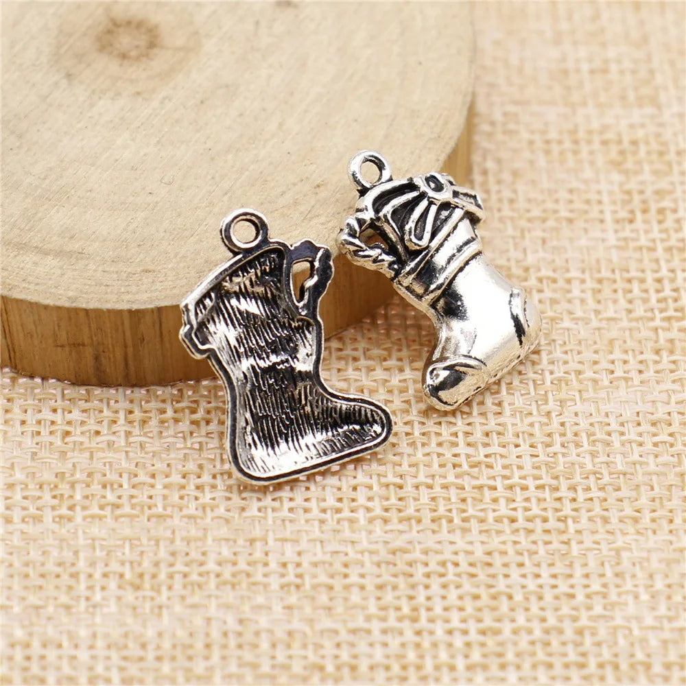 24x15mm 2.1g Antique Silver Zinc Alloy Christmas Stocking Charm Pendant for Holiday DIY Jewelry