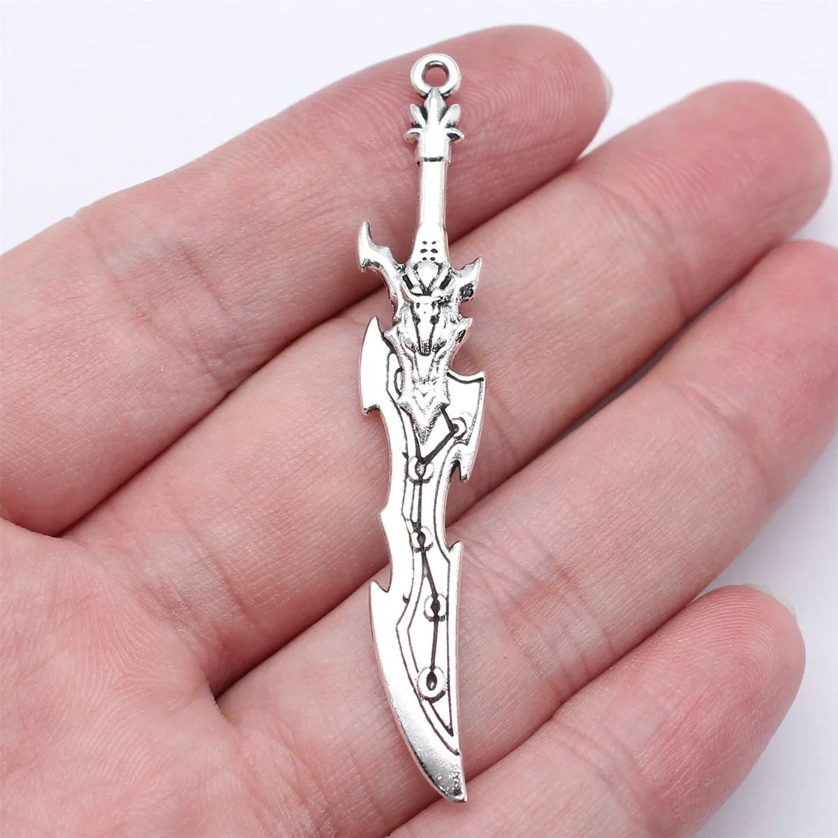 59mm 3.1g Antique Silver Zinc Alloy Seven Star Knife Charm Pendant for DIY Cosplay Jewelry Making
