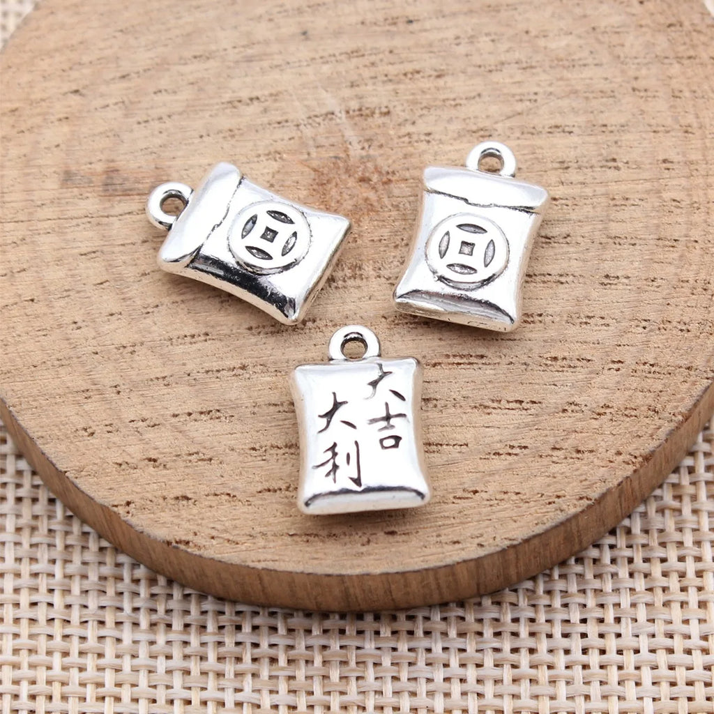 16x10x4.9mm 2.9g Antique Silver Zinc Alloy Red Envelope Charm Pendant for DIY Bracelet Necklace Jewelry