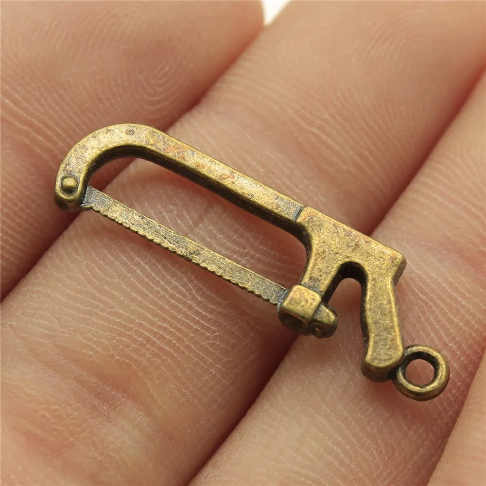 30x9mm 1.6g Multicolor Zinc Alloy Saw Charm Pendant for DIY Tool Theme Jewelry Accessories