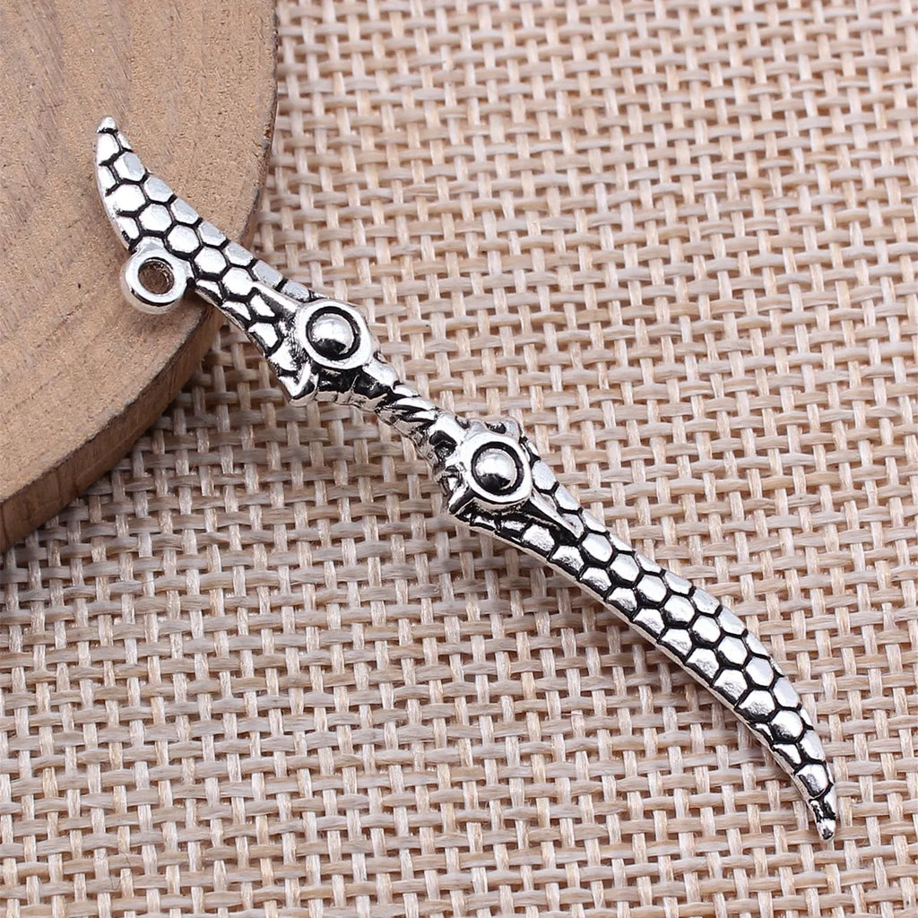 59mm 3.1g Antique Silver Tone Zinc Alloy Blade Spear Sword Halberd Charm Pendant for Cosplay DIY