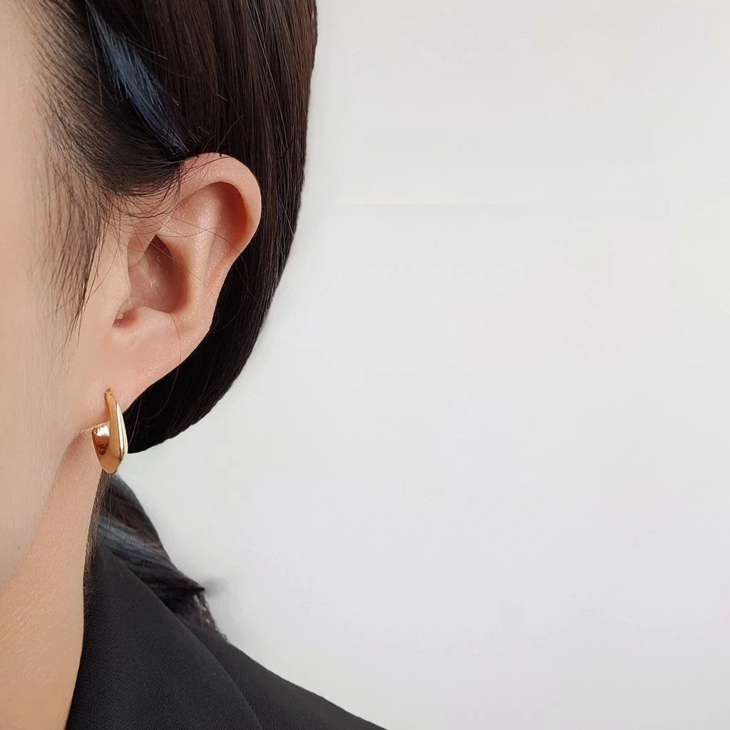 14K Plated Alloy Geometric C Shape Hoop Earrings Korean Minimalist Style