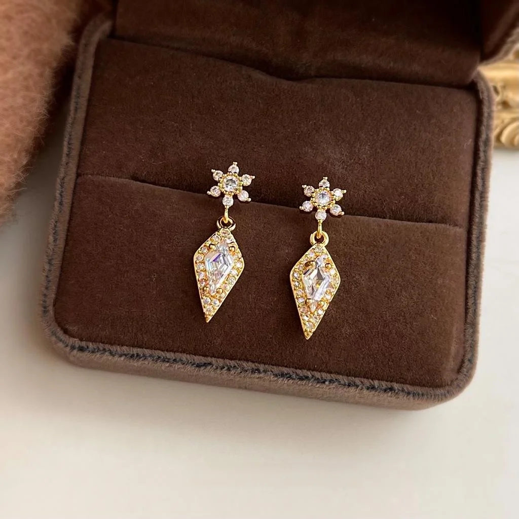 Light Luxury Snowflake Star Zircon Micro Pave Copper Drop Earrings