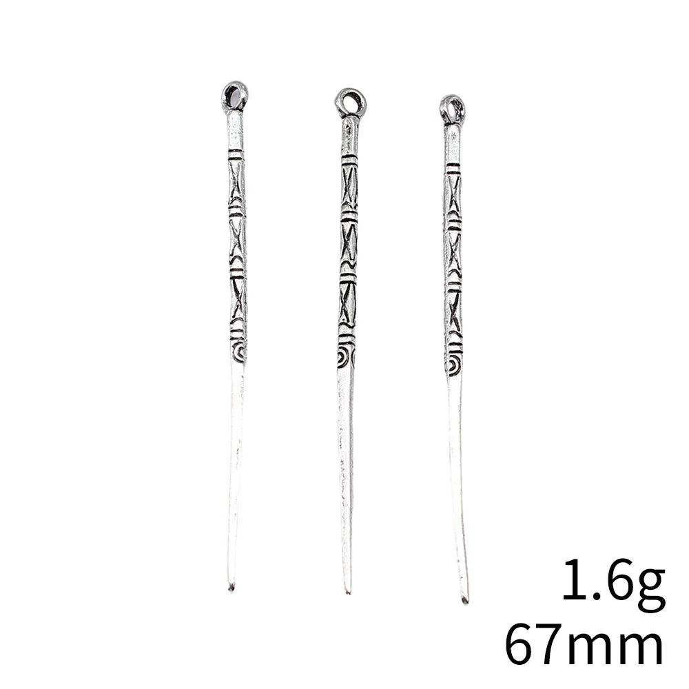 67mm 1.6g Antique Silver Zinc Alloy Pointed Cone Charm Pendant for DIY Gothic Necklace Making