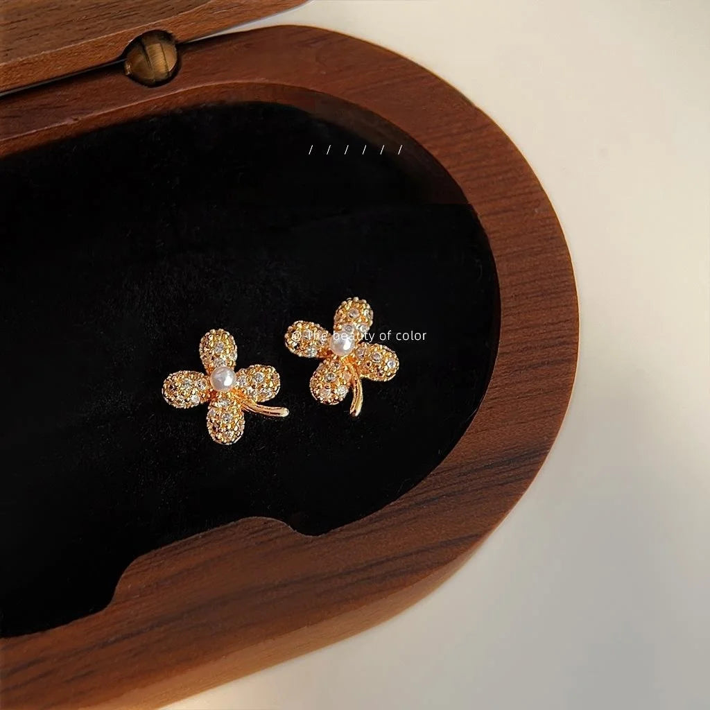 Micro Pave Zircon Flower Stud Earrings Copper Minimalist Daily Jewelry