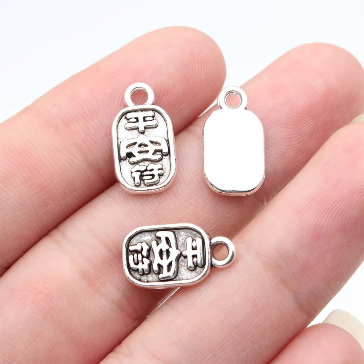 15x8.6mm 1.1g Antique Silver Zinc Alloy Peace Amulet Charm Pendant for DIY Necklace Bracelet Jewelry