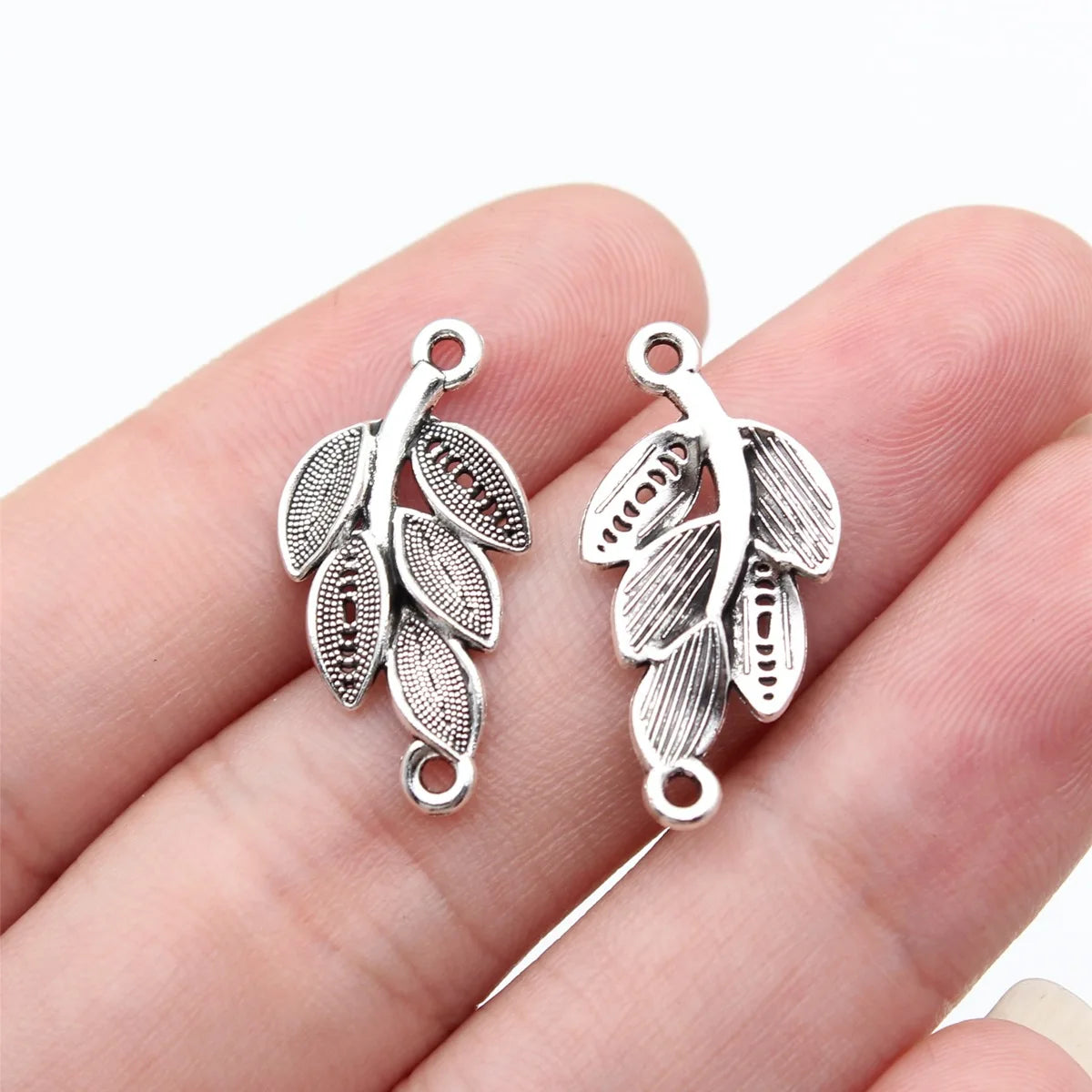 24x12mm 0.91g Antique Silver Zinc Alloy Tree Branch Charm Pendant for DIY Necklace Bracelet Making