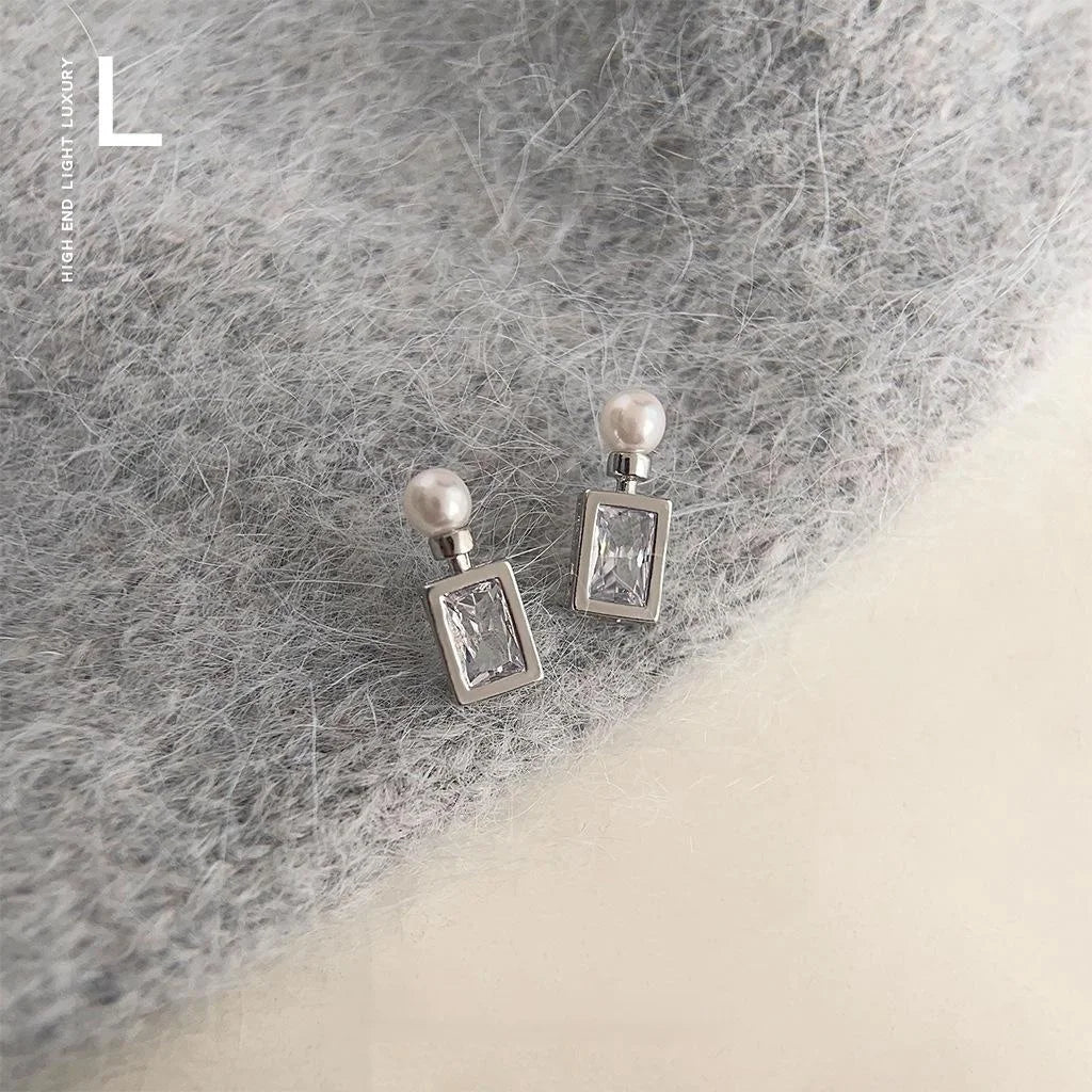 French Elegant Perfume Bottle Stud Earrings Copper Pearl Zircon Geometric Designer Jewelry