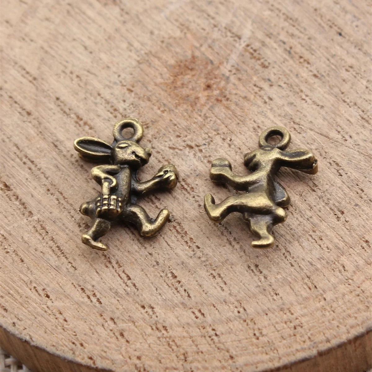 15x11mm 0.65g Multicolor Zinc Alloy Rabbit Charm Pendant for Earrings Bracelet DIY Jewelry Making