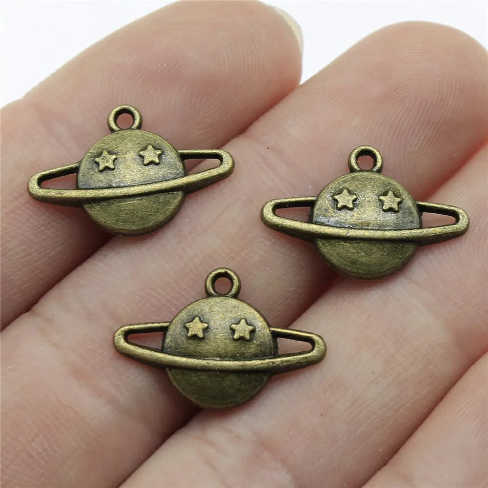 19x13mm 0.7g Zinc Alloy Saturn Planet Charm Pendant for Solar System Necklace Bracelet DIY Jewelry