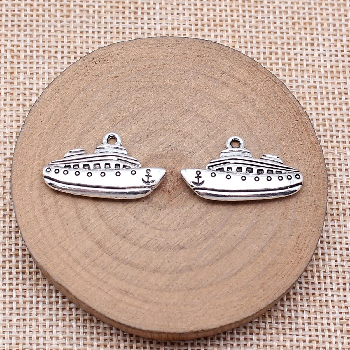 25x15mm 2.9g Antique Silver Zinc Alloy Cruise Ship Charm Pendant for Nautical DIY Jewelry Making