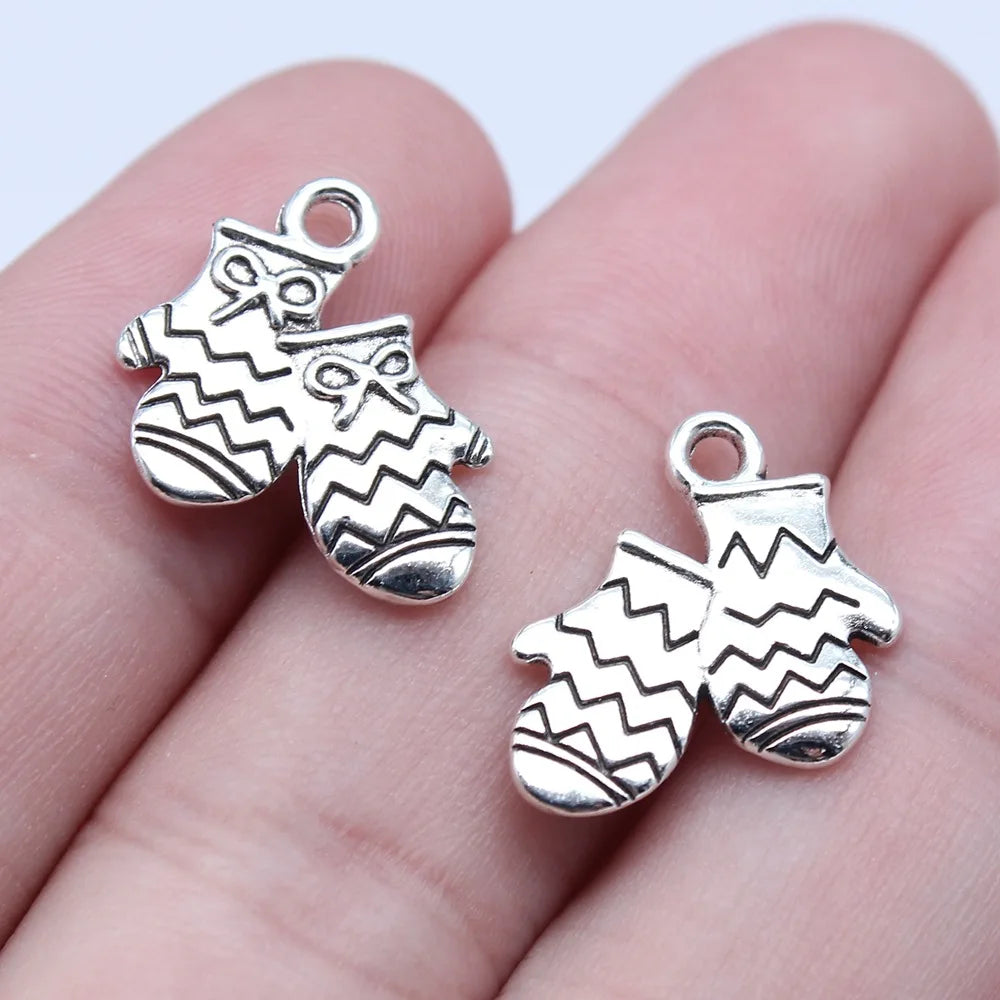 14x16mm 1.2g Antique Silver Zinc Alloy Glove Charm Pendant for DIY Bracelet Necklace Making