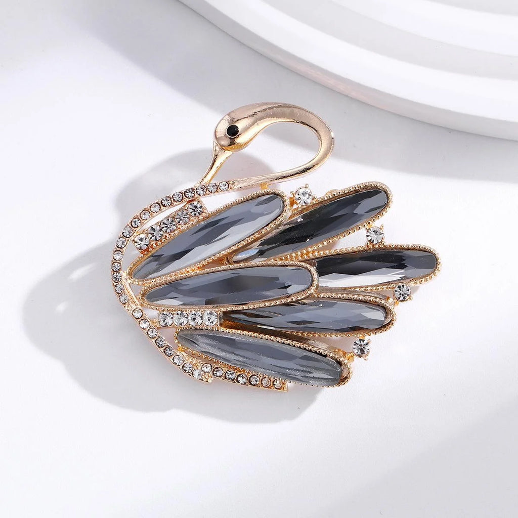 Elegant Swan Alloy Rhinestone Brooch With Black Crystal Wings, Luxury Lapel Pin Corsage Suit Accessory Gift