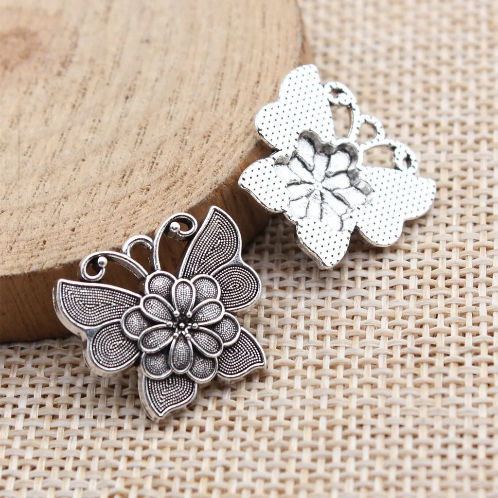 20x18mm 2.1g Antique Silver Zinc Alloy Flower Butterfly Charm Pendant for DIY Jewelry and Garment Decor