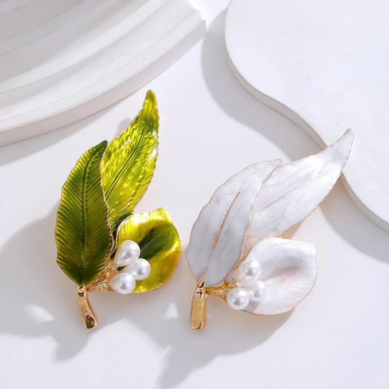 Elegant Enamel Green Leaf And Pearl Brooch, Botanical Corsage Lapel Pin For Dresses And Suit Accessory
