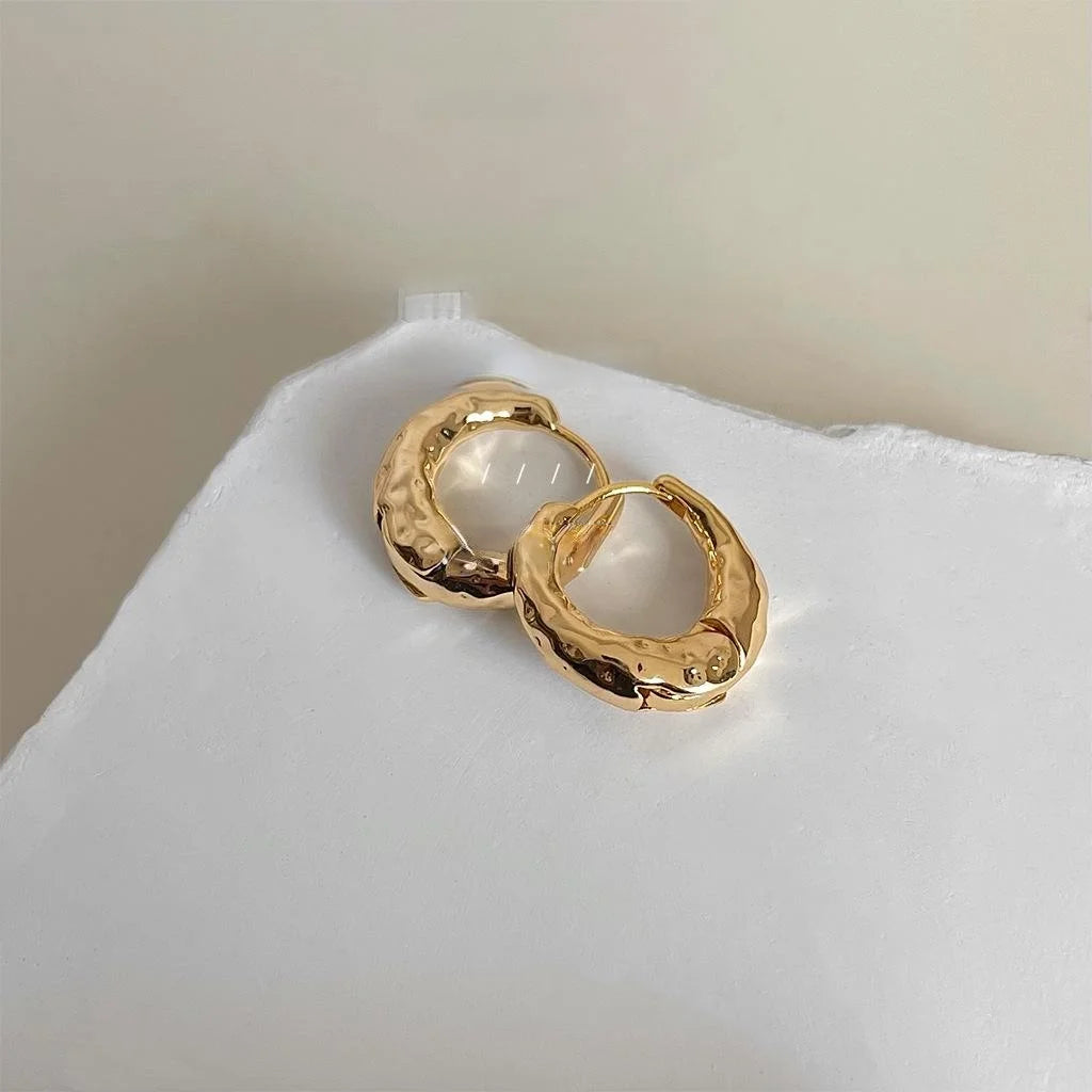 Light Luxury 14K Gold Plated Copper Round Geometric Textured Stud Earrings